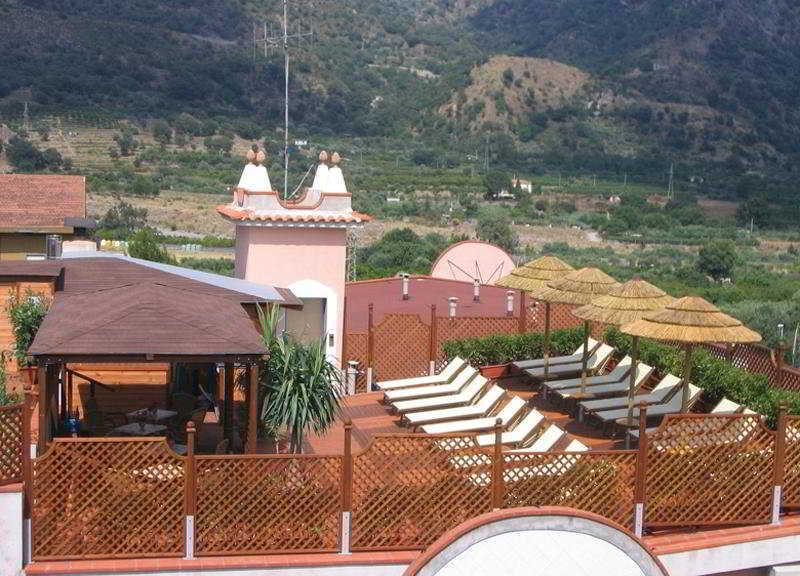 Hotel D'Orange D'Alcantara Francavilla di Sicilia Exterior photo